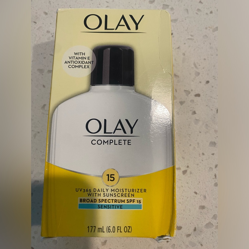 Olay moisturizer sunscreen, sensitive skin